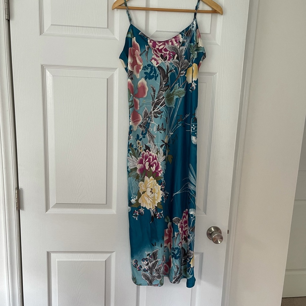 Natori Private Luxuries Floral Night Gown